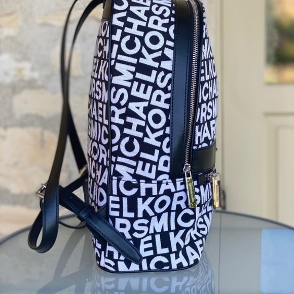 NWT Michael kors lg kenly signature backpack main image 4